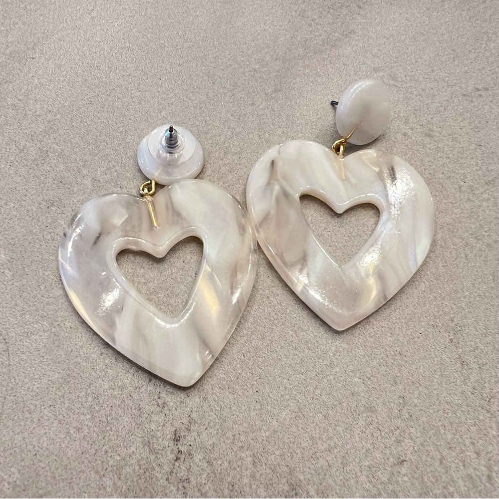 Drop Heart Earrings for Valentines Day, White Marbled Acetate‎ - Picture 4 of 7